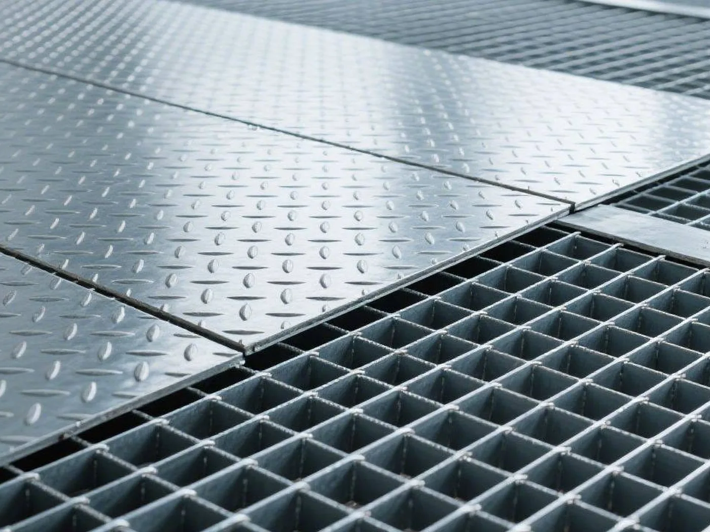 Compound Steel Grating - Drainage and maintenance areas