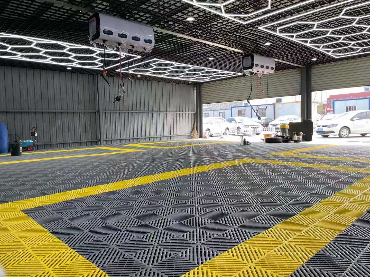 FRP grating quality inspection for wet areas