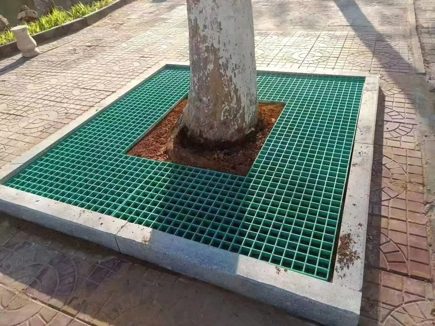 FRP tree grates product photo for QY Metal Tech project RFQ review