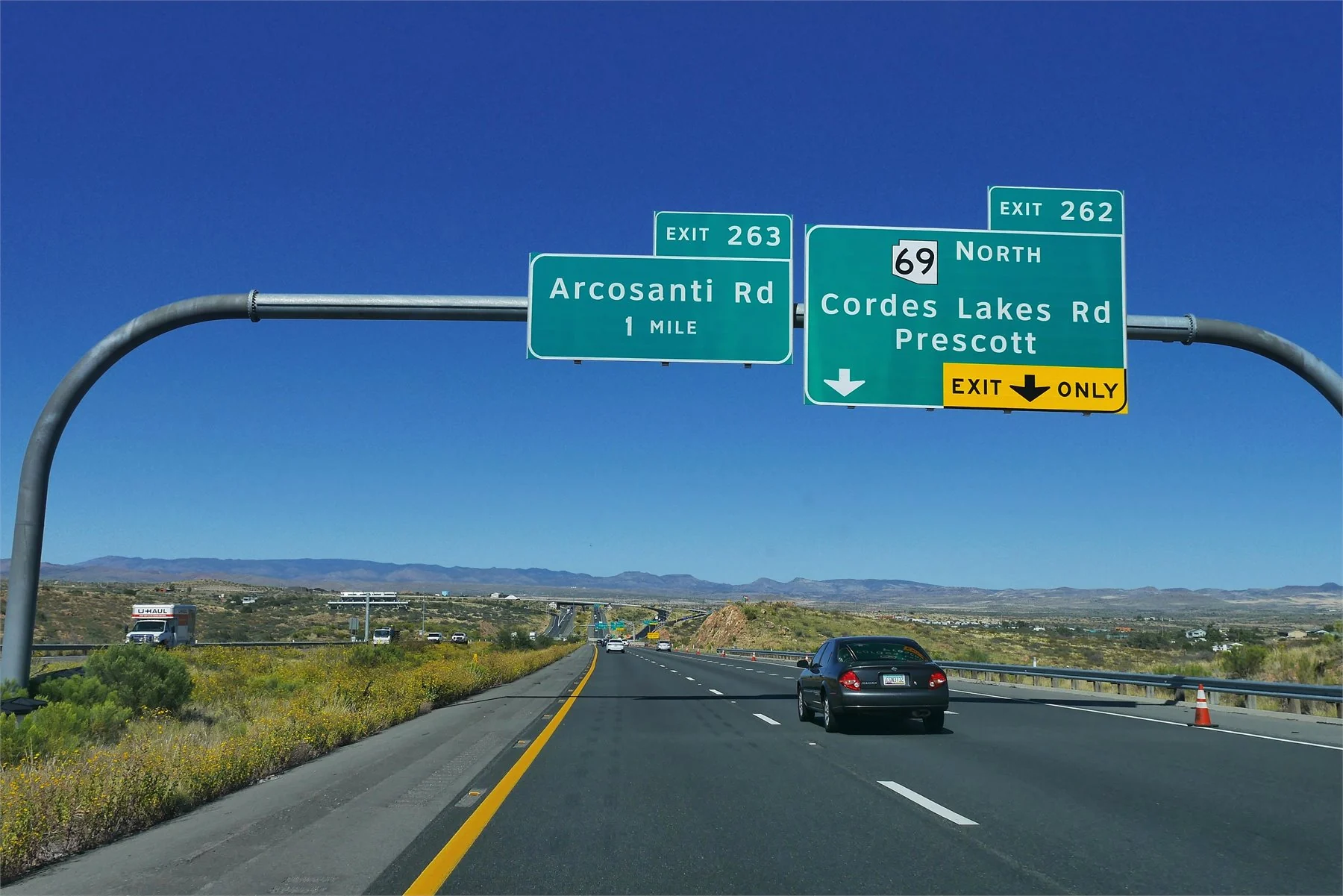 Traffic signs product photo for QY Metal Tech project RFQ review